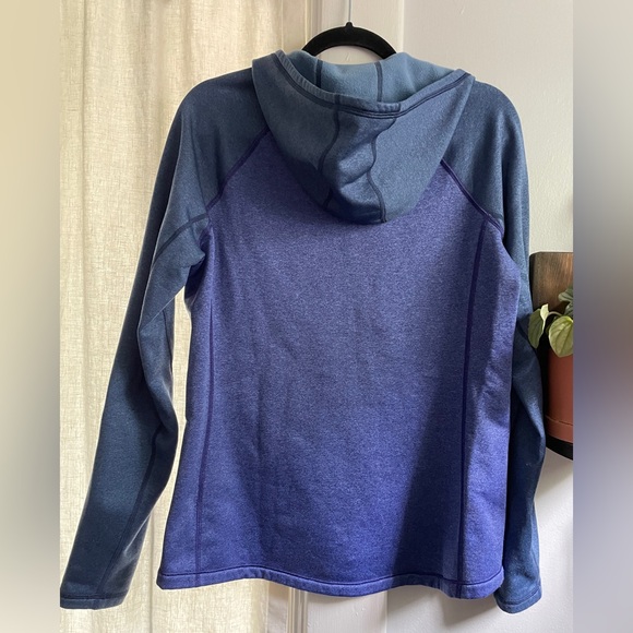 LL Bean LIKE NEW Zip-Up Hoodie - Picture 8 of 9